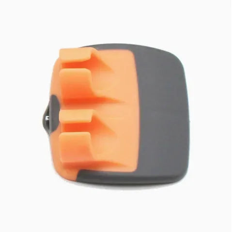 Two-Pack Finger-Grip Vegetable Peelers for Kitchen Prep – image 2