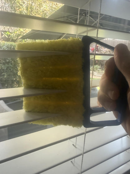 7-Finger Magic Blind Cleaner Brush  -2 Park