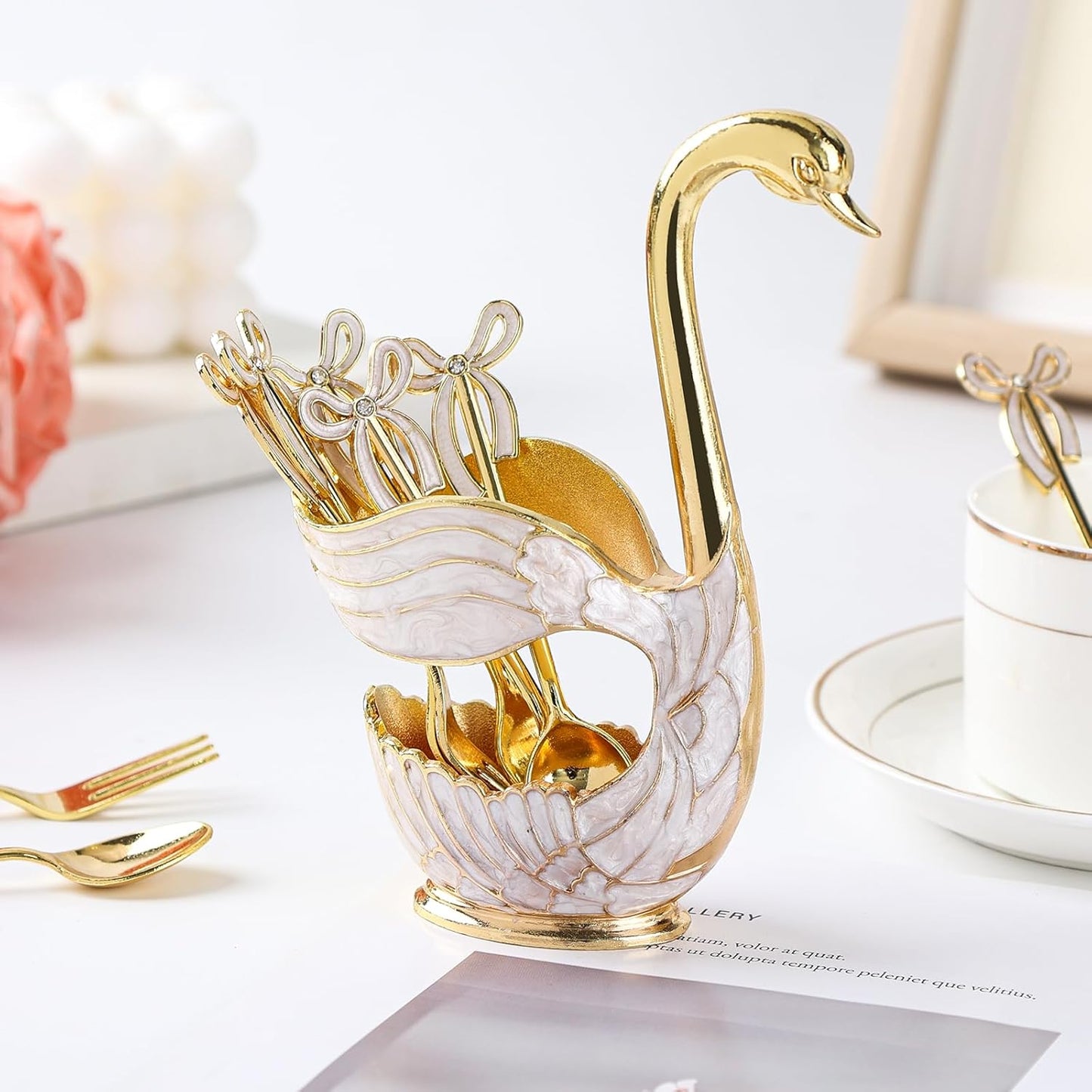 Swan Tableware Set